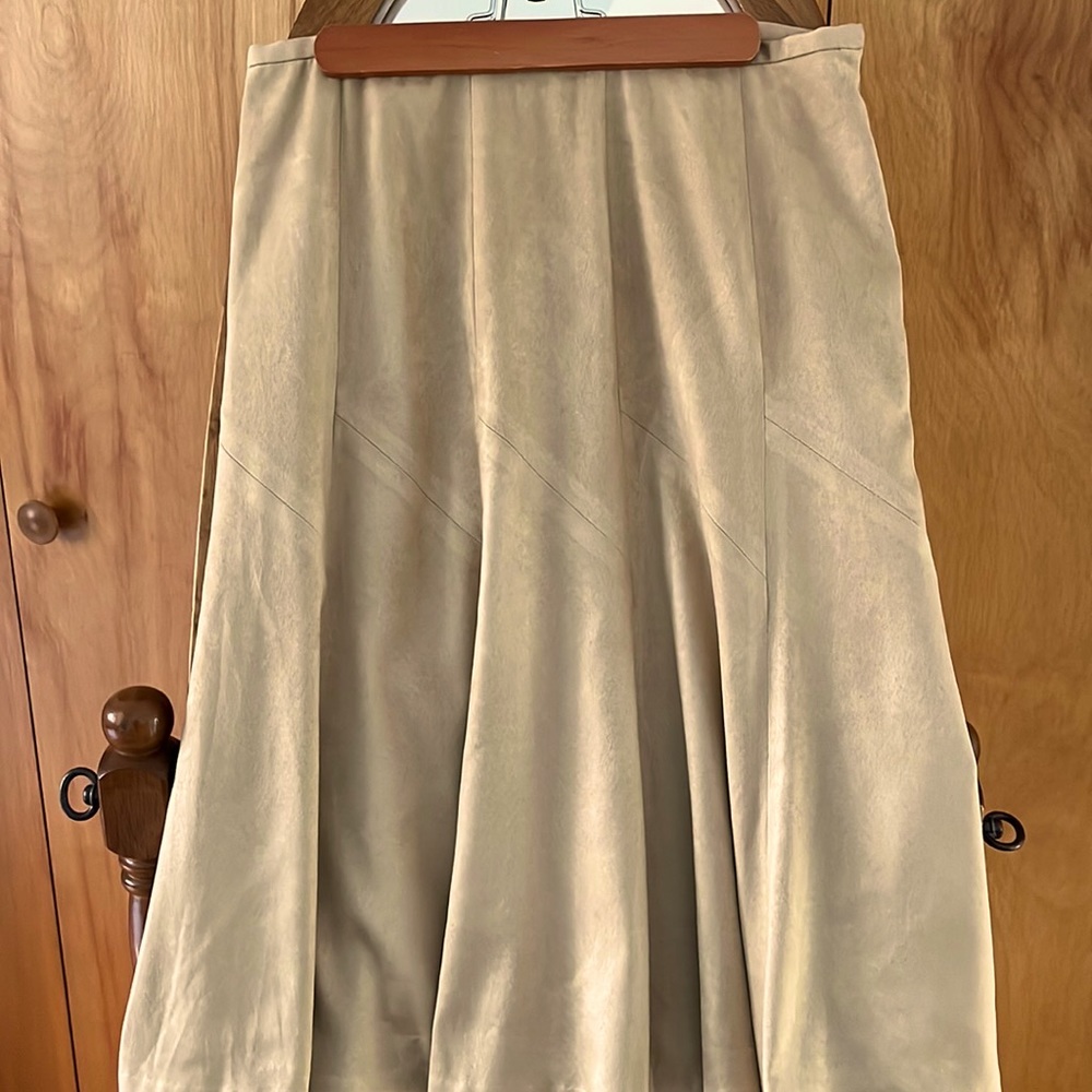 Suede-like Talbots size 10 skirt. Machine wash & dry.